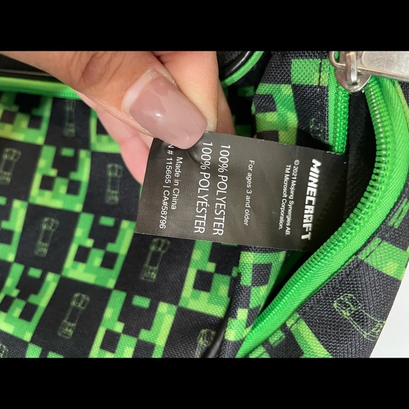 New medium Minecraft backpack whiteout tag - Picture 6 of 8